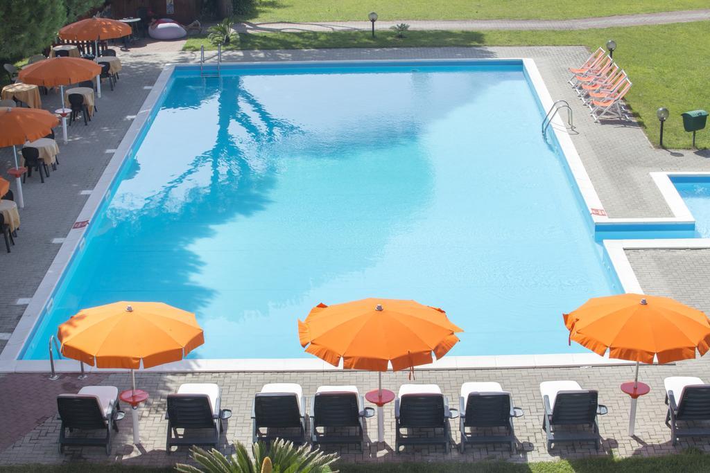 Hotel Capo Circeo Centro Benessere & Padel San Felice Circeo Exterior foto