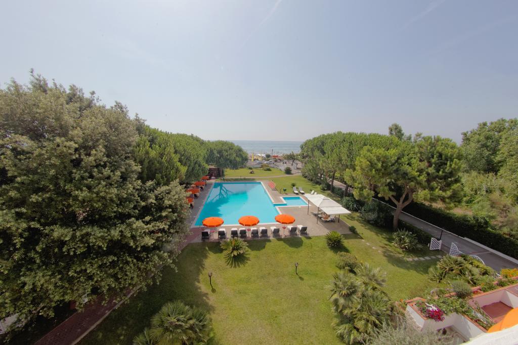 Hotel Capo Circeo Centro Benessere & Padel San Felice Circeo Exterior foto